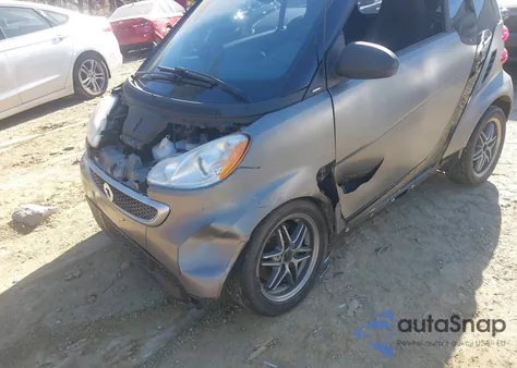 2013 Smart Fortwo Passion z USA, uszkodzony, nr VIN WMEEJ3BA7DK669307